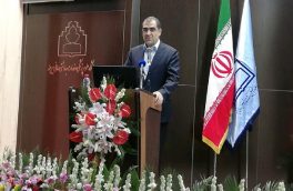 برخی می خواهند همه مشکلات را گردن دولت بیاندازند