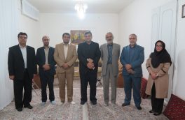 دیدار و تقدیر مدیر کل فرهنگ و ارشاد اسلامی خراسان جنوبی از هنرمند پیشکسوت استان