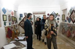ارزیابان یونسکو از کارگاه های صنایع دستی بیرجند دیدن کردند