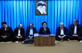 دانشجویان باید مشکلات خود، جامعه و کشور را در سطح بین الملل و وسیع حل کنند