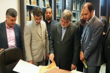 استاندار خراسان جنوبی روند کار و ارایه خدمات در اداره ثبت احوال بیرجند بازدید کرد