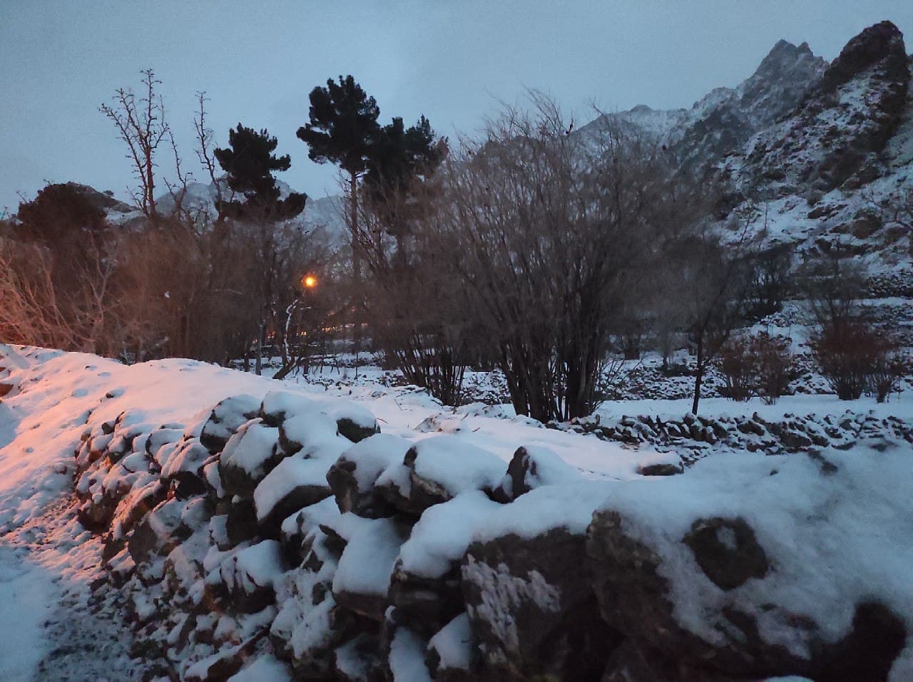 طبیعت زیبای برفی کوه های باقران بیرجند - عکس ابوالفضل حسن پور